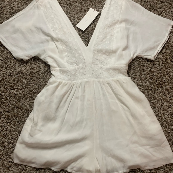 She is boutique romper - Picture 4 of 6